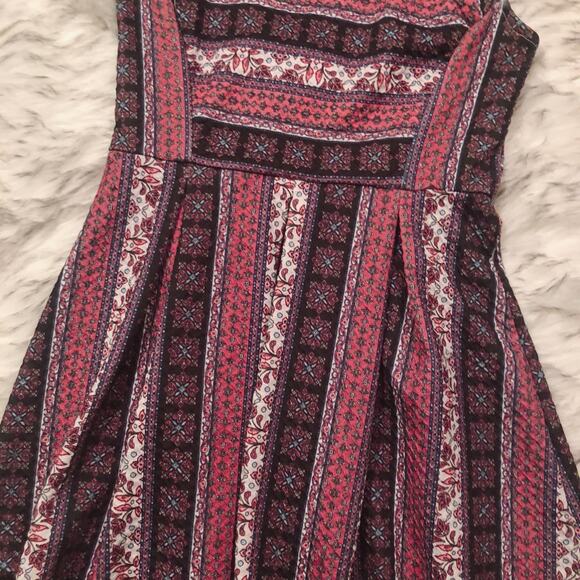 Xhilaration Black, Red, White Halter Striped Bohemian Boho Hippy Summer Dress - Picture 6 of 13